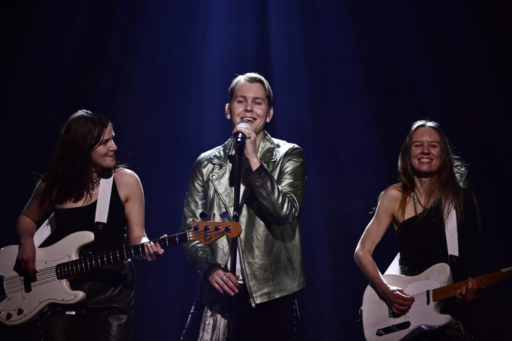 om allting skiter si602e582f008a0 1024x683